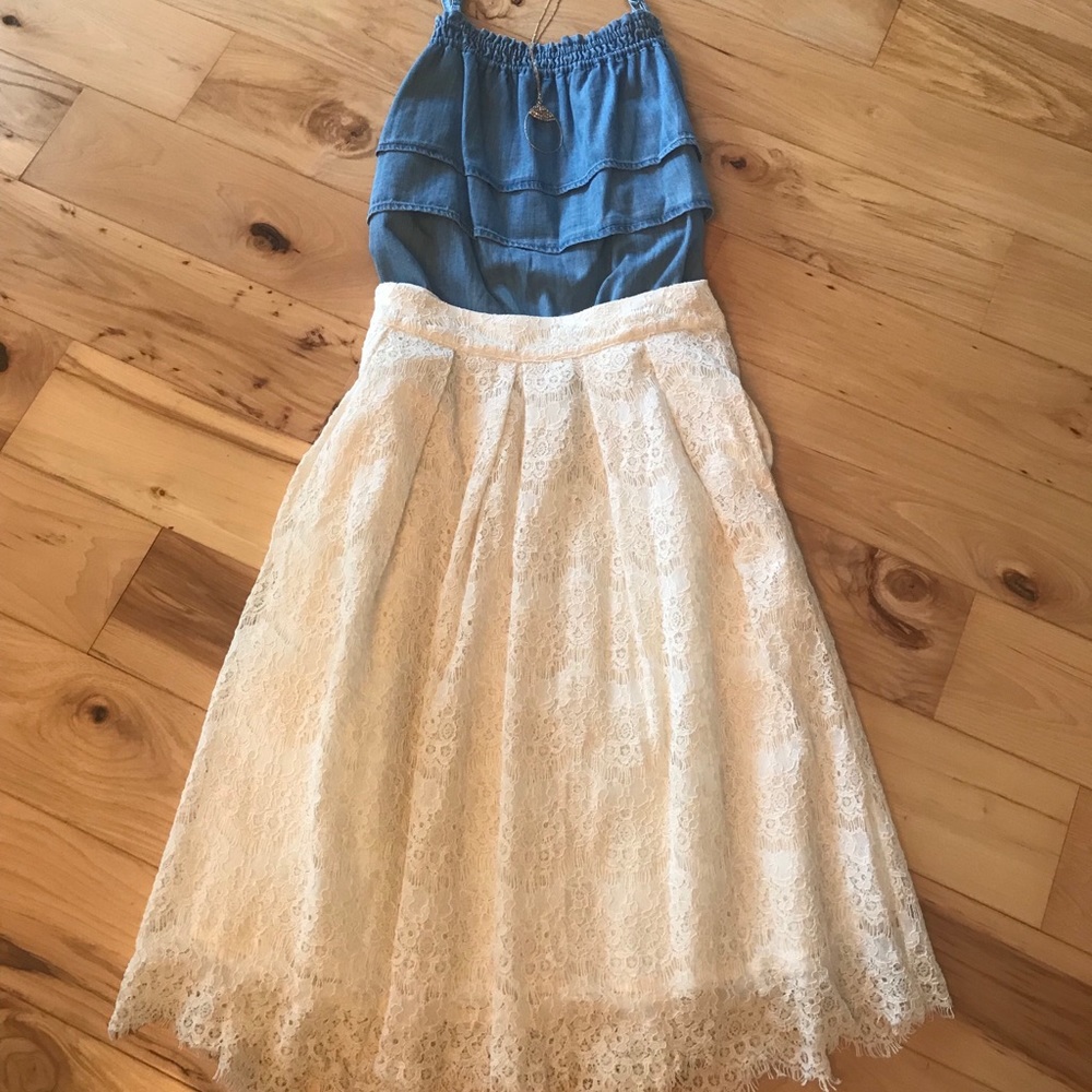 RYU Cream lace skirt! Size med!